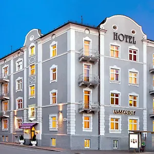 Atel Lasserhof Отель
